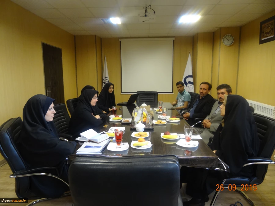 بازدید معاونت پژوهشی دانشگاه فنی از آموزشکده های فنی دختران قم 2