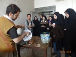 بازدید دانشجویان از کارگاه صنایع دستی و سرامیک در هفته پژوهش 4