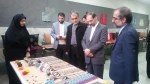 بازدید معاون هماهنگی امور زائرین استاندار قم از محصولات هنری دانشجویان آموزشکده فنی و حرفه ای. 2